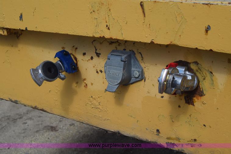 image for item K4300 1985 Atoka equipment trailer