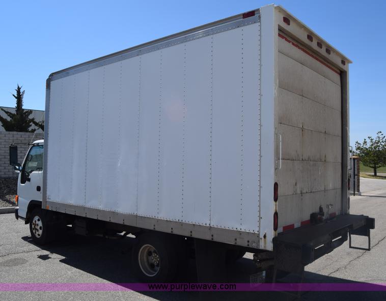 image for item K4444 1995 Isuzu NPR box truck
