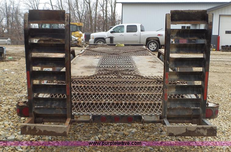 image for item K4590 2004 Felling DE24 equipment trailer