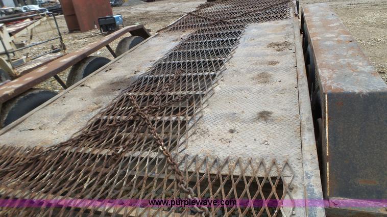 image for item K4590 2004 Felling DE24 equipment trailer