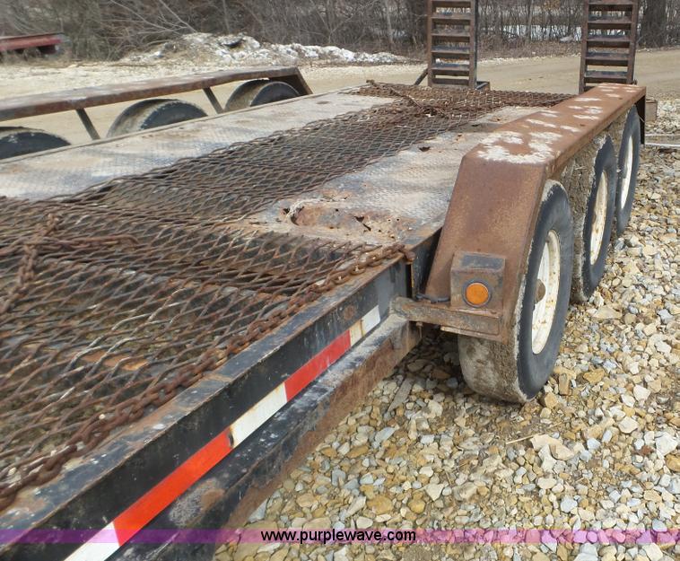 image for item K4590 2004 Felling DE24 equipment trailer
