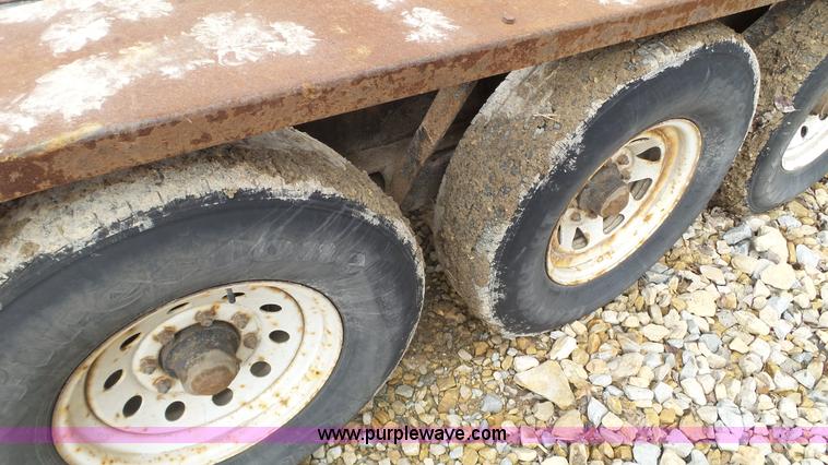 image for item K4590 2004 Felling DE24 equipment trailer