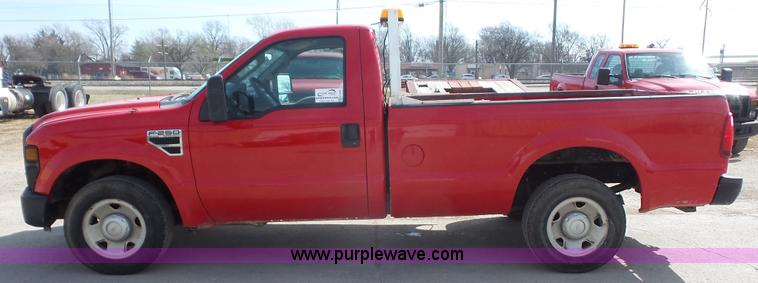 image for item K5097 2008 Ford F250 Super Duty Crew Cab pickup truck