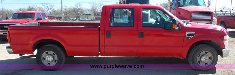 image for item K5103 2008 Ford F250 Super Duty Crew Cab pickup truck
