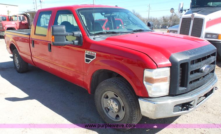 image for item K5103 2008 Ford F250 Super Duty Crew Cab pickup truck