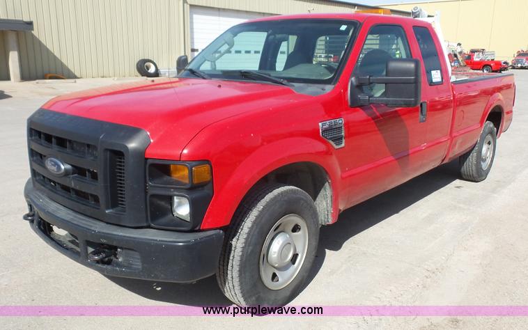 image for item K5108 2008 Ford F250 Ext. Cab pickup truck