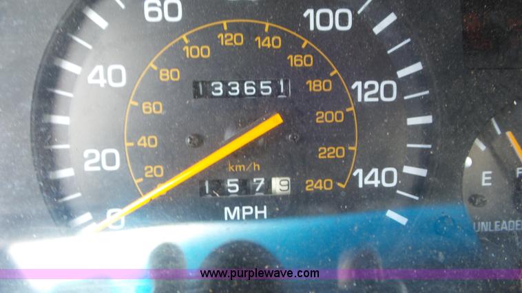 image for item K6881 1989 Toyota Camry LE