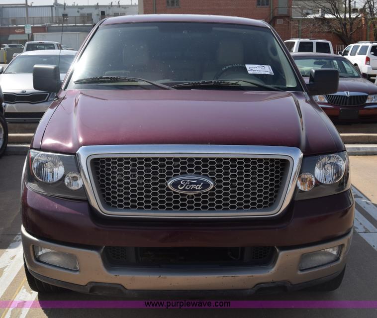 image for item K8524 2004 Ford F150 SuperCrew pickup truck