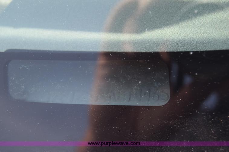 image for item K8524 2004 Ford F150 SuperCrew pickup truck