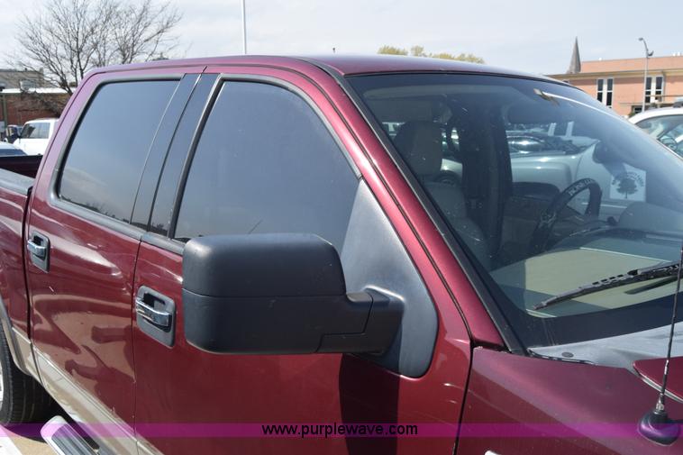 image for item K8524 2004 Ford F150 SuperCrew pickup truck