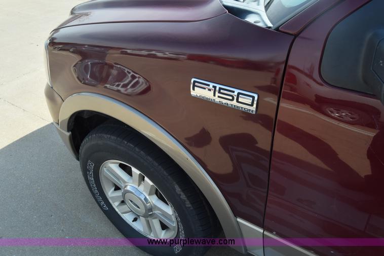 image for item K8524 2004 Ford F150 SuperCrew pickup truck