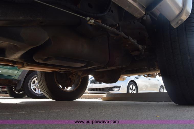 image for item K8524 2004 Ford F150 SuperCrew pickup truck