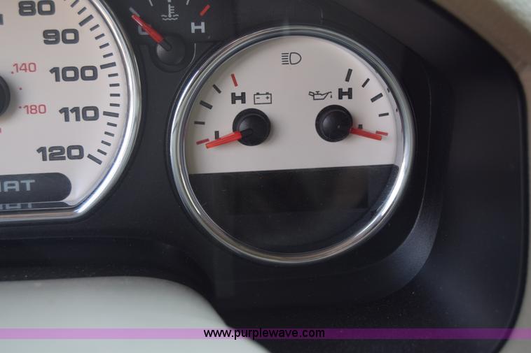 image for item K8524 2004 Ford F150 SuperCrew pickup truck