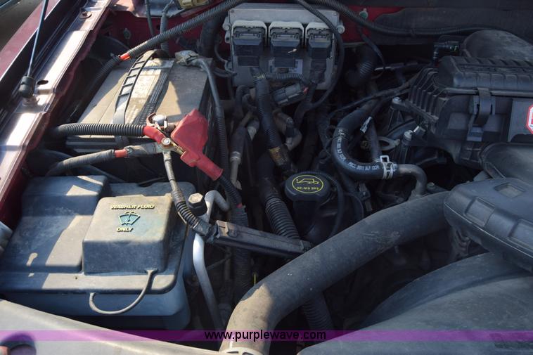 image for item K8524 2004 Ford F150 SuperCrew pickup truck