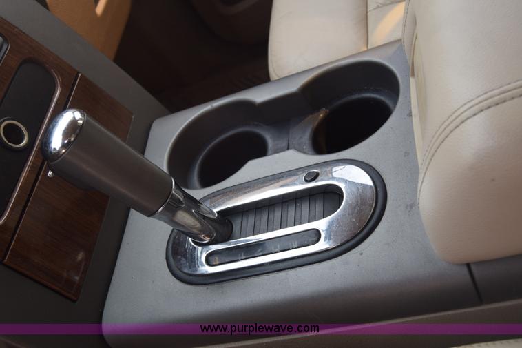 image for item K8524 2004 Ford F150 SuperCrew pickup truck