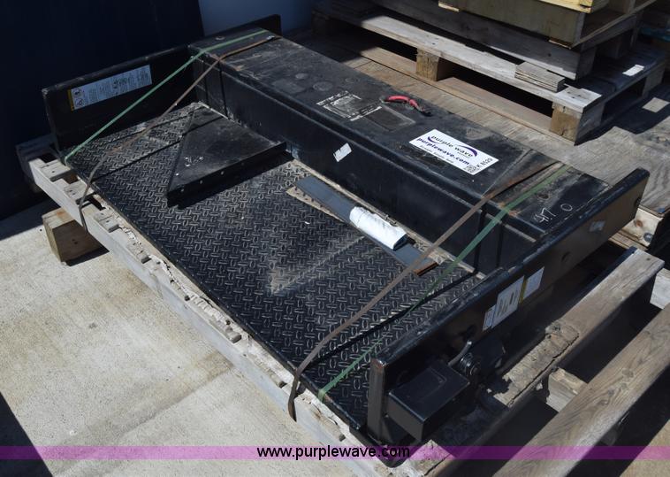 image for item K8529 Tommy Gate hydraulic lift gate