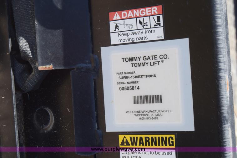 image for item K8529 Tommy Gate hydraulic lift gate