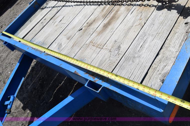 image for item K8542 1988 Holden equipment trailer