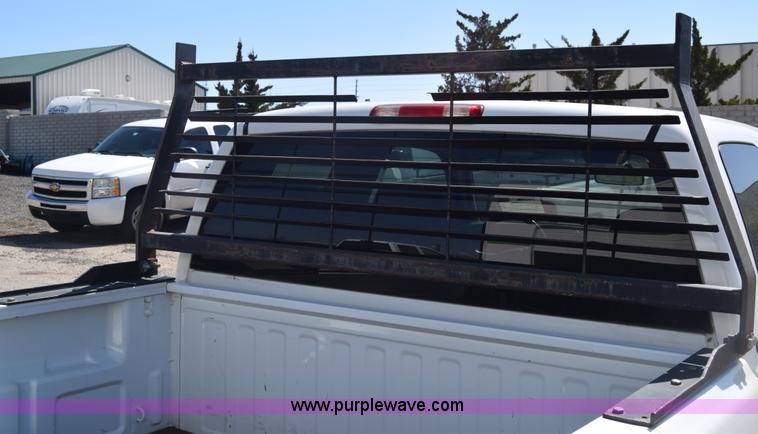 image for item K8579 2000 Chevrolet Silverado 1500 Ext. Cab pickup truck