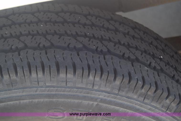 image for item K8579 2000 Chevrolet Silverado 1500 Ext. Cab pickup truck