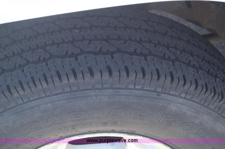 image for item K8579 2000 Chevrolet Silverado 1500 Ext. Cab pickup truck