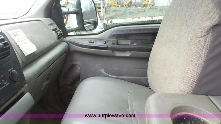 image for item L1313 2007 Ford F550 utility truck