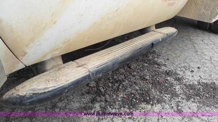 image for item L1313 2007 Ford F550 utility truck