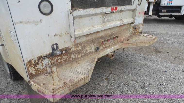 image for item L1313 2007 Ford F550 utility truck