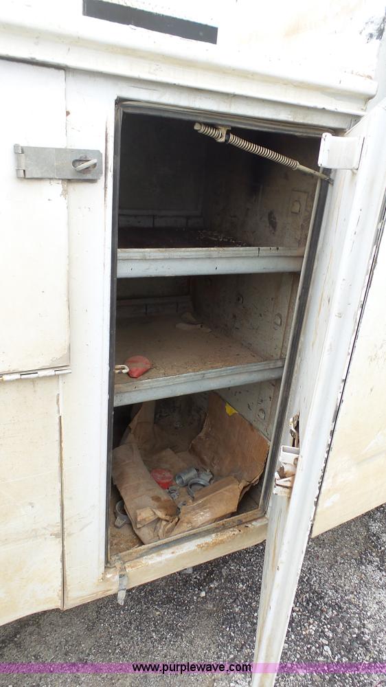 image for item L1313 2007 Ford F550 utility truck