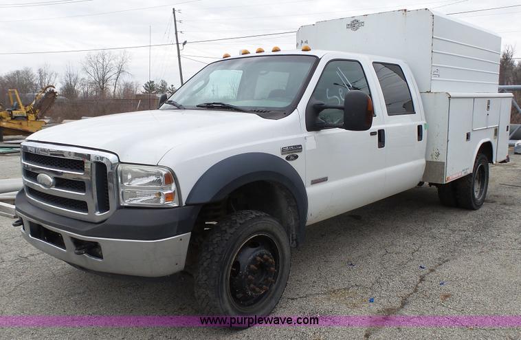 image for item L1314 2006 Ford F550 SuperCrew utility truck