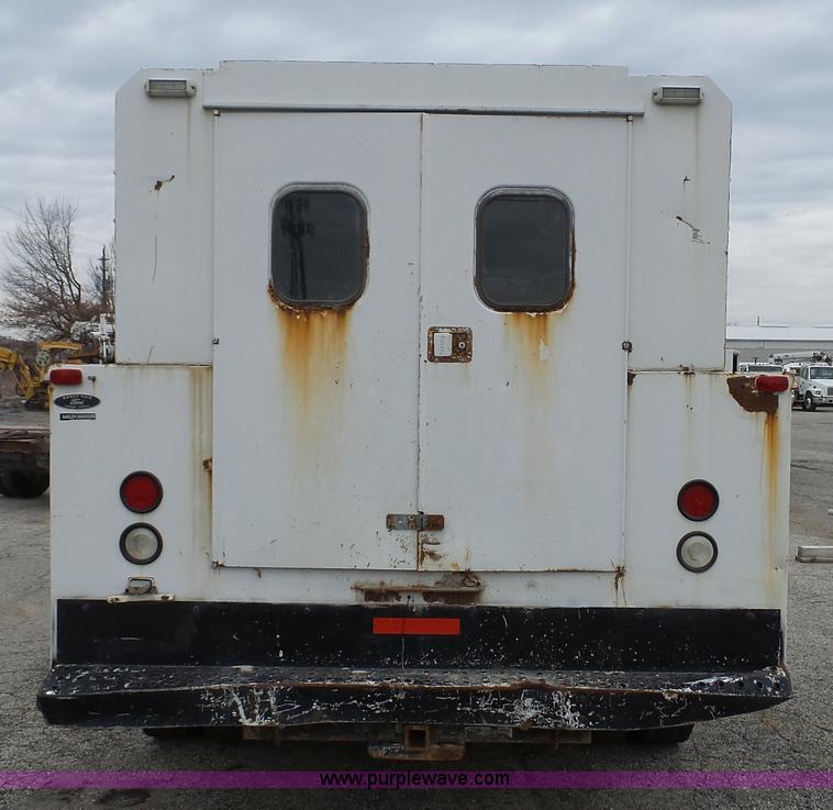image for item L1314 2006 Ford F550 SuperCrew utility truck
