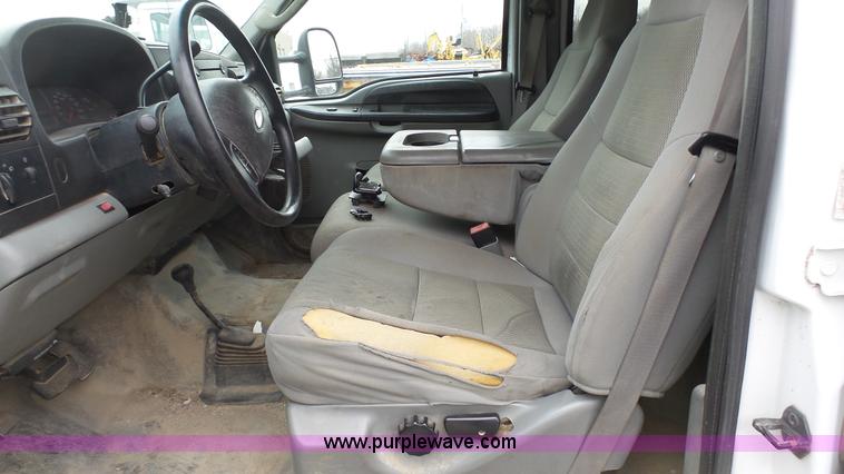 image for item L1314 2006 Ford F550 SuperCrew utility truck