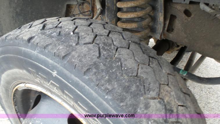 image for item L1314 2006 Ford F550 SuperCrew utility truck