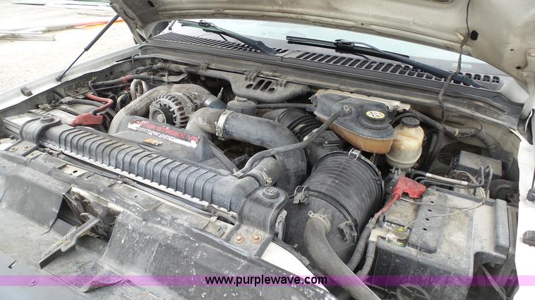 image for item L1315 2006 Ford F550 truck cab and chassis