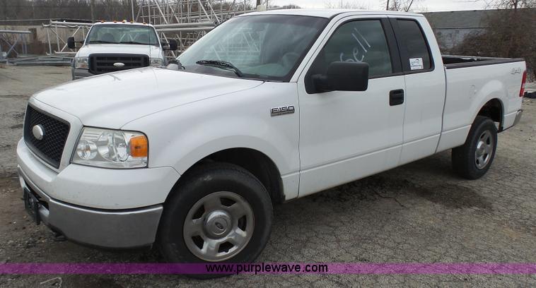 image for item L1316 2006 Ford F150 SuperCab pickup truck