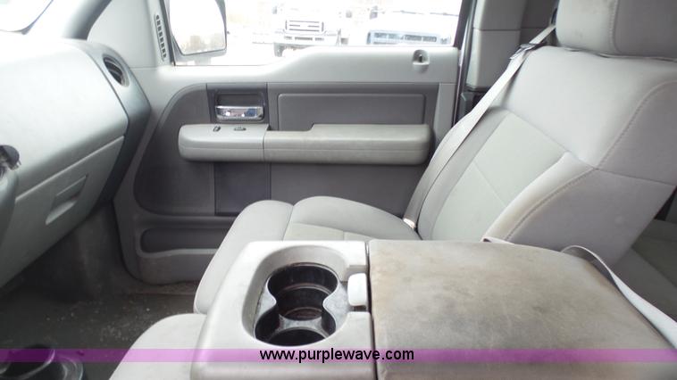 image for item L1316 2006 Ford F150 SuperCab pickup truck