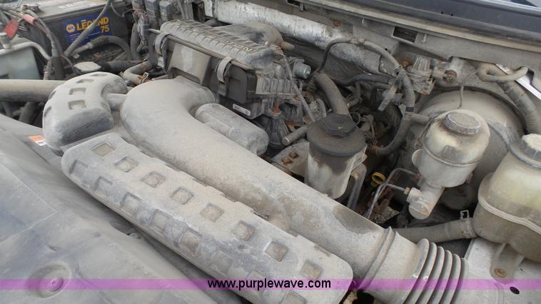 image for item L1316 2006 Ford F150 SuperCab pickup truck