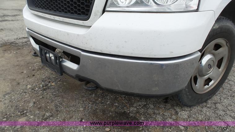 image for item L1316 2006 Ford F150 SuperCab pickup truck