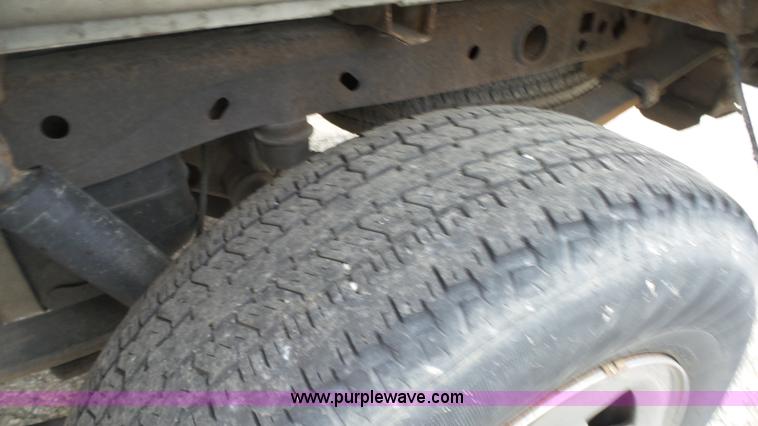 image for item L1316 2006 Ford F150 SuperCab pickup truck