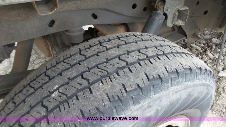 image for item L1316 2006 Ford F150 SuperCab pickup truck