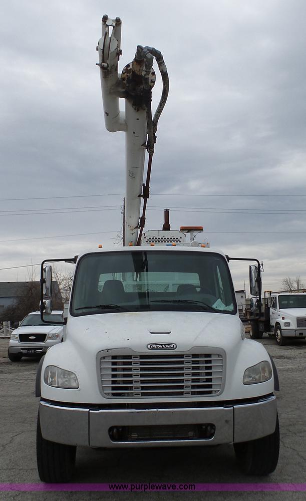 image for item L1317 2005 Freightliner Business Class M2 pressure digger truck