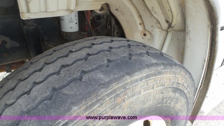 image for item L1317 2005 Freightliner Business Class M2 pressure digger truck