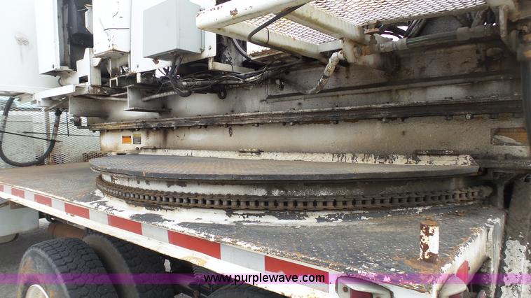 image for item L1317 2005 Freightliner Business Class M2 pressure digger truck