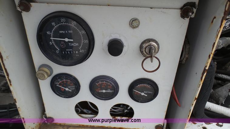 image for item L1317 2005 Freightliner Business Class M2 pressure digger truck