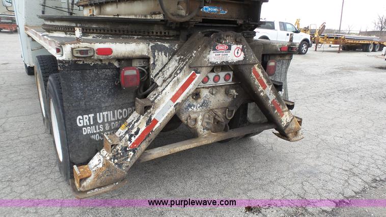 image for item L1317 2005 Freightliner Business Class M2 pressure digger truck