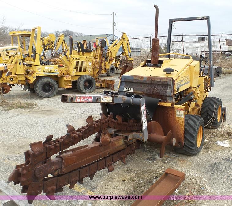 image for item L1318 1998 Case 360 trencher