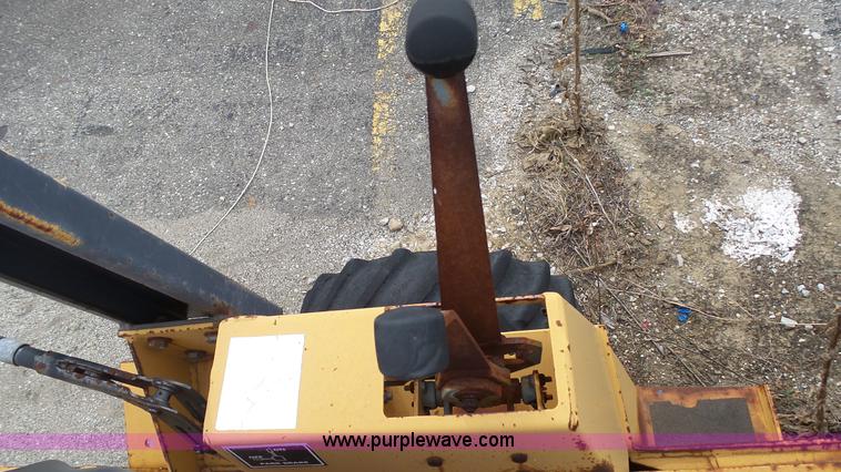 image for item L1318 1998 Case 360 trencher