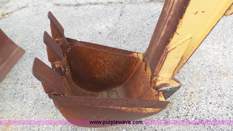 image for item L1318 1998 Case 360 trencher