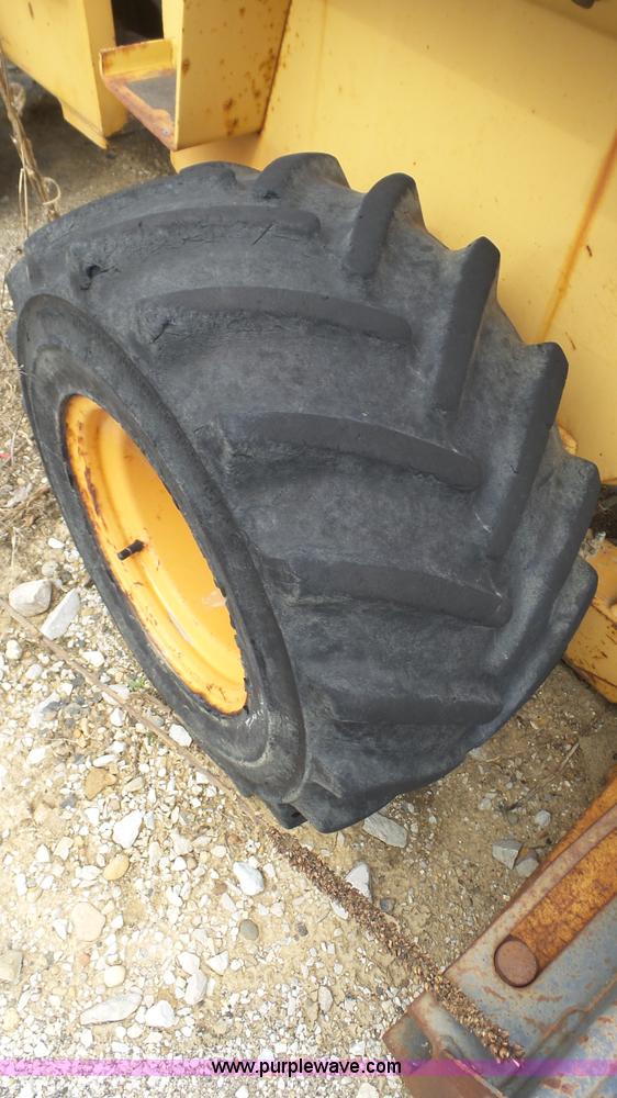 image for item L1318 1998 Case 360 trencher