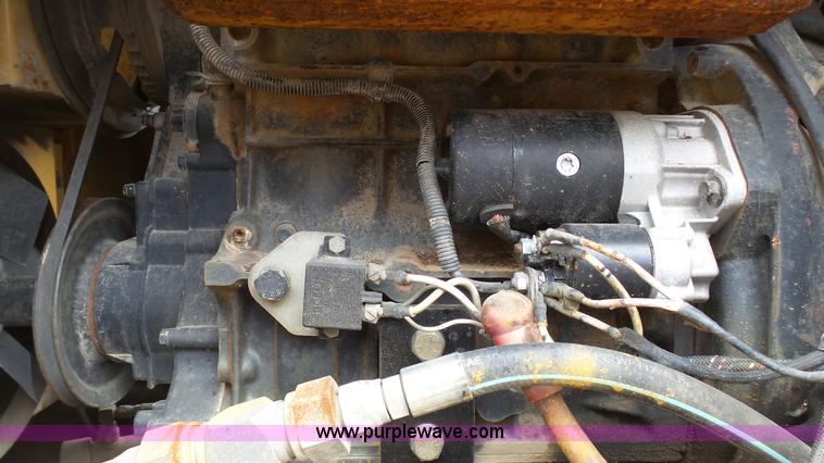 image for item L1319 2001 Vermeer V4150A trencher